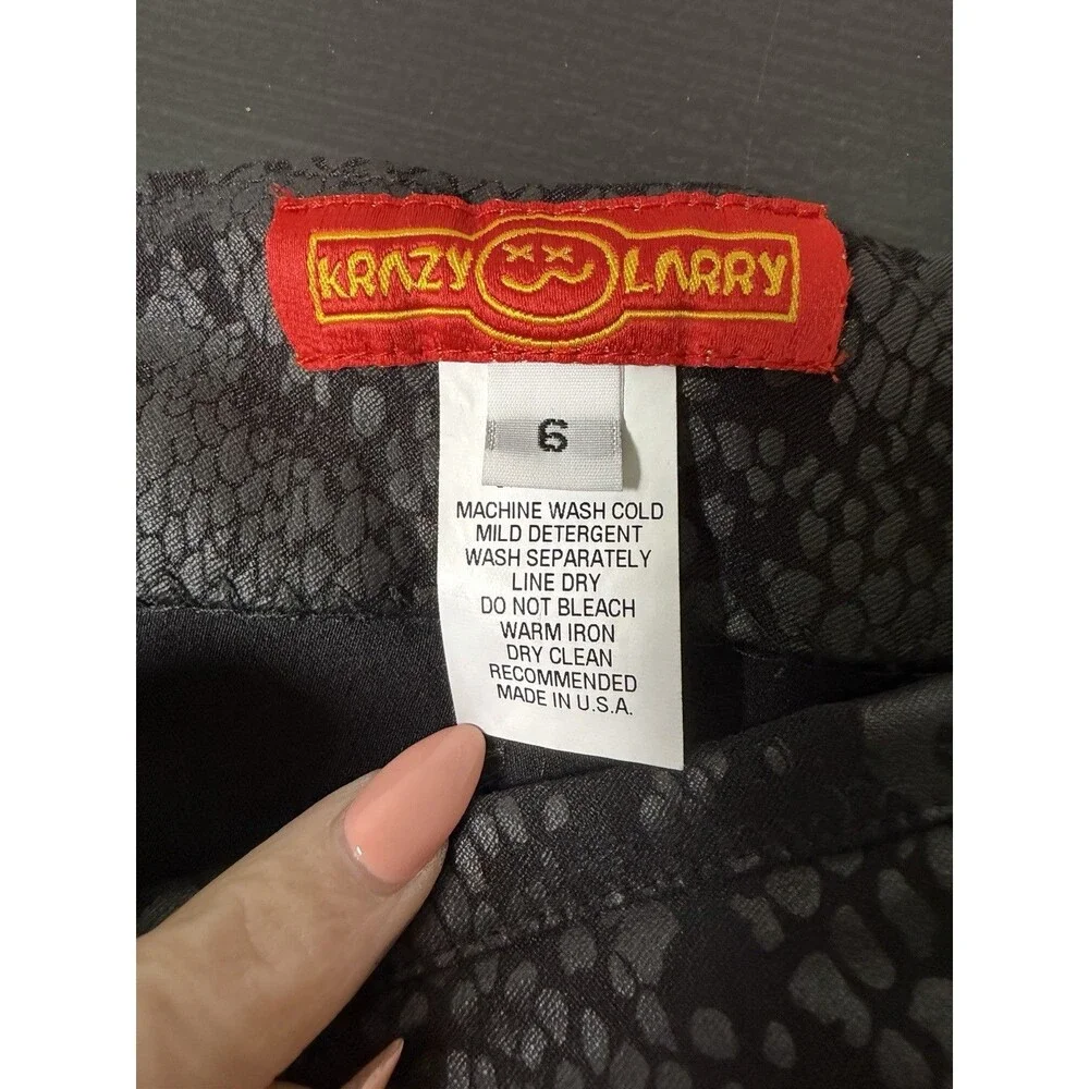 Krazy Larry Pants Women's Size 6 Black Tonal Python Print Pull On Stretch
